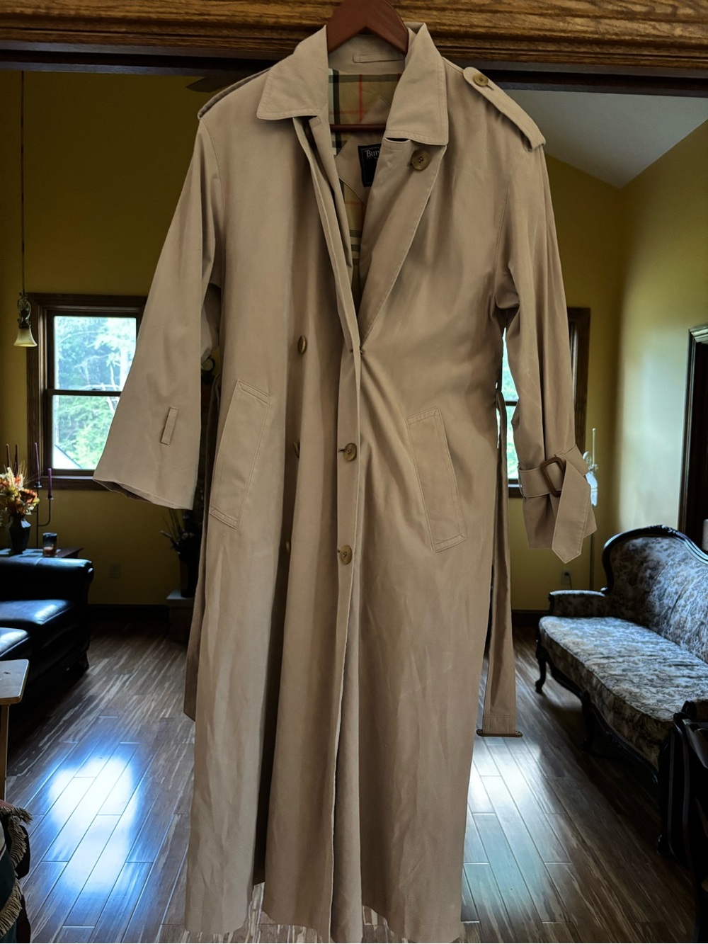 Burberry Beige Plaid Lined Coat with Black Logo Patch